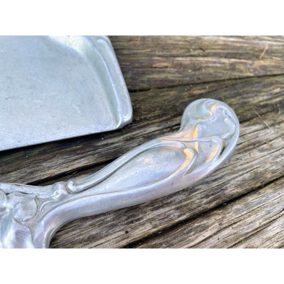 Vintage Aluminum Crumb Tray with Scraper Ornate Nouveau Floral - Picture 9 of 13